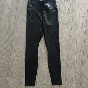 Fabletics ultraluxe high waisted legging